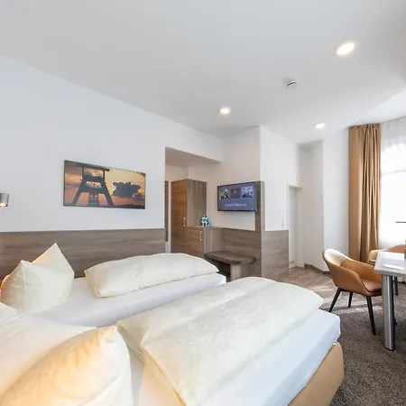 Reichshof Garni 3*