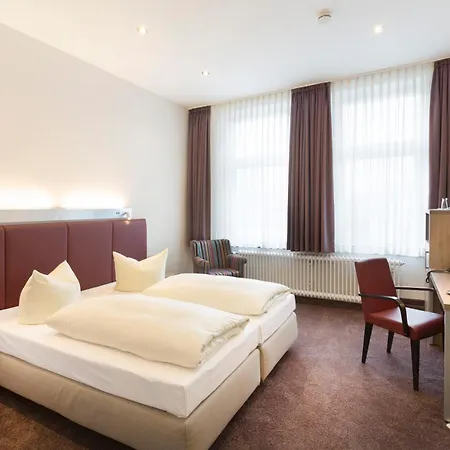Reichshof Garni 3* 슈베르테